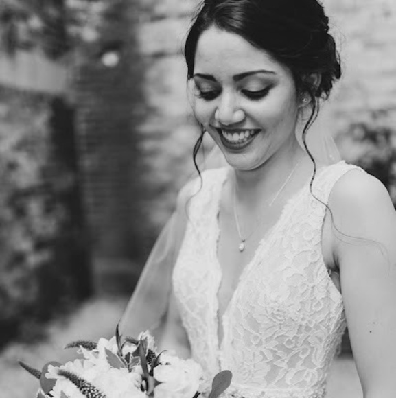 Meet your Posher, Allison - Picture 1 of 1